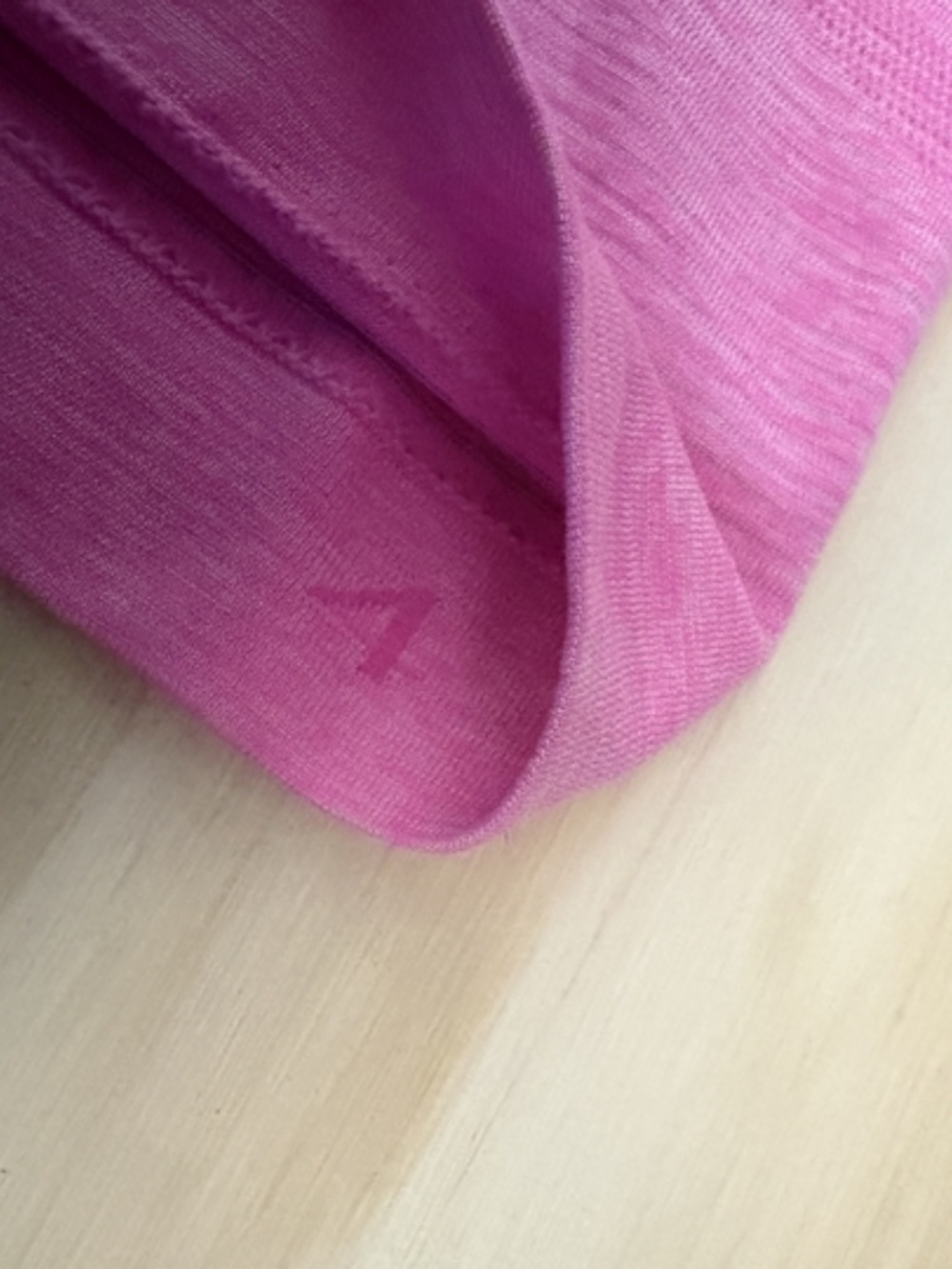Lululemon Racerback Seamless Swiftly Tech Tank - Picture 5 of 6